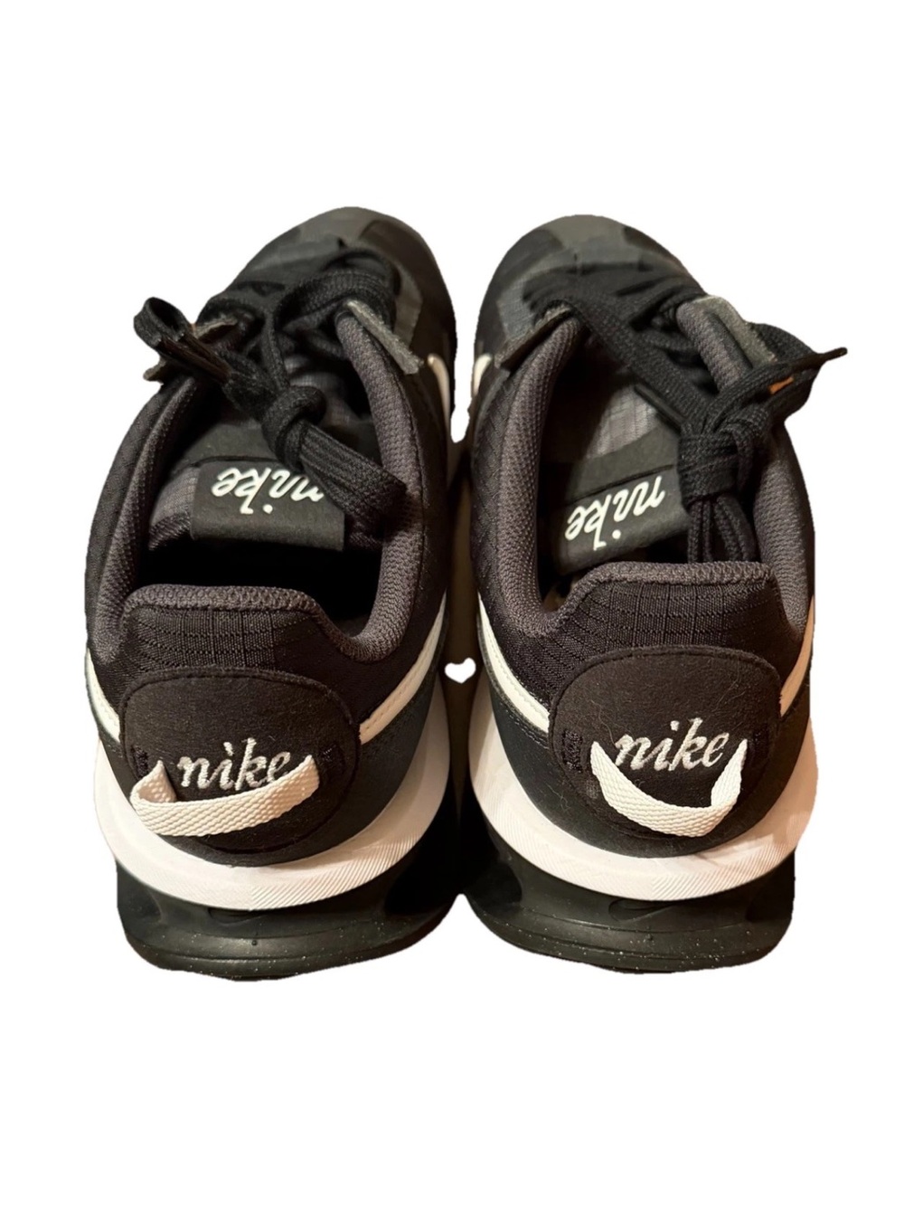 Nike Air Max Pre-Day Black White Sneakers Men’s Size 11.5 DC9401-001 - Picture 15 of 15